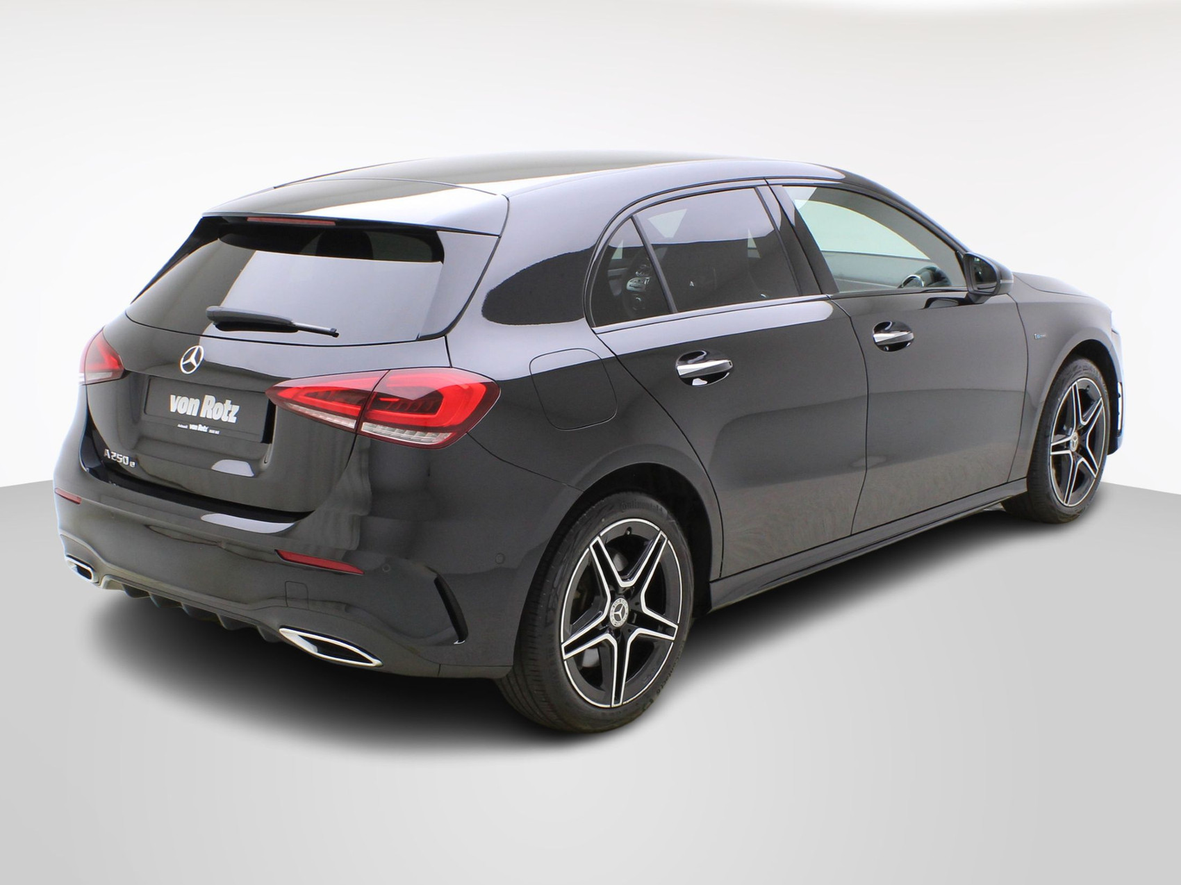 MERCEDES-BENZ A-Klasse A 250 e AMG Line