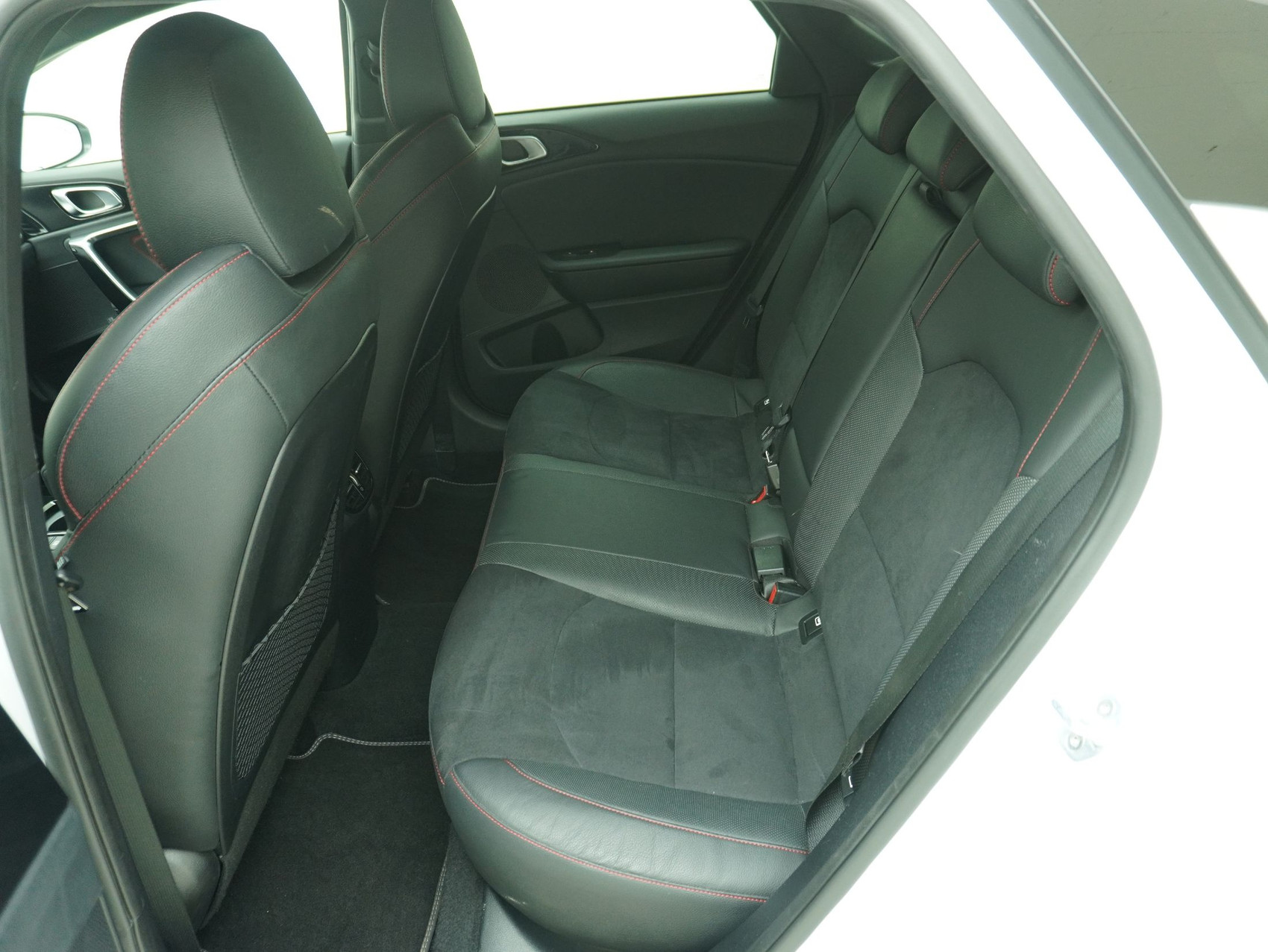 KIA Ceed Pro1.6 T-GDi GT