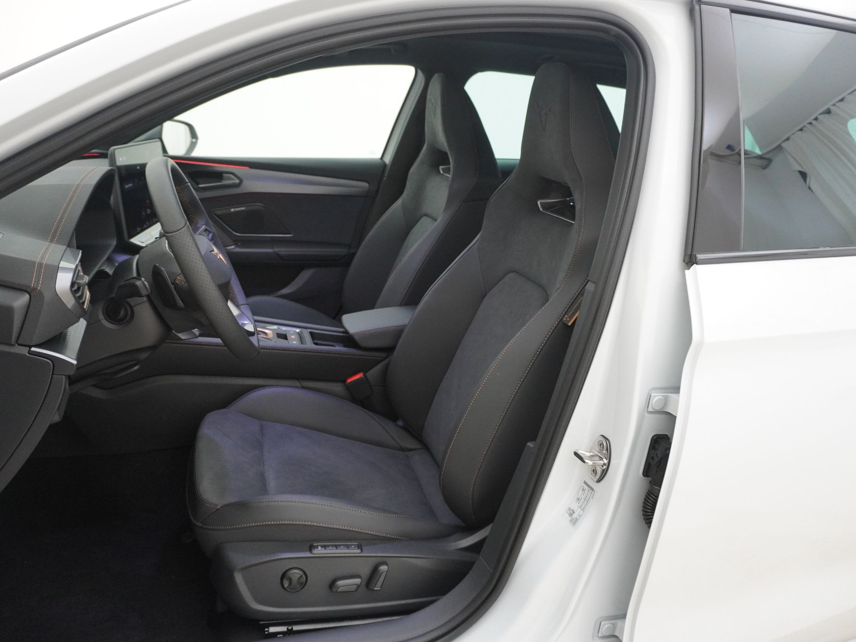 CUPRA Leon ST 1.5 eTSI DSG