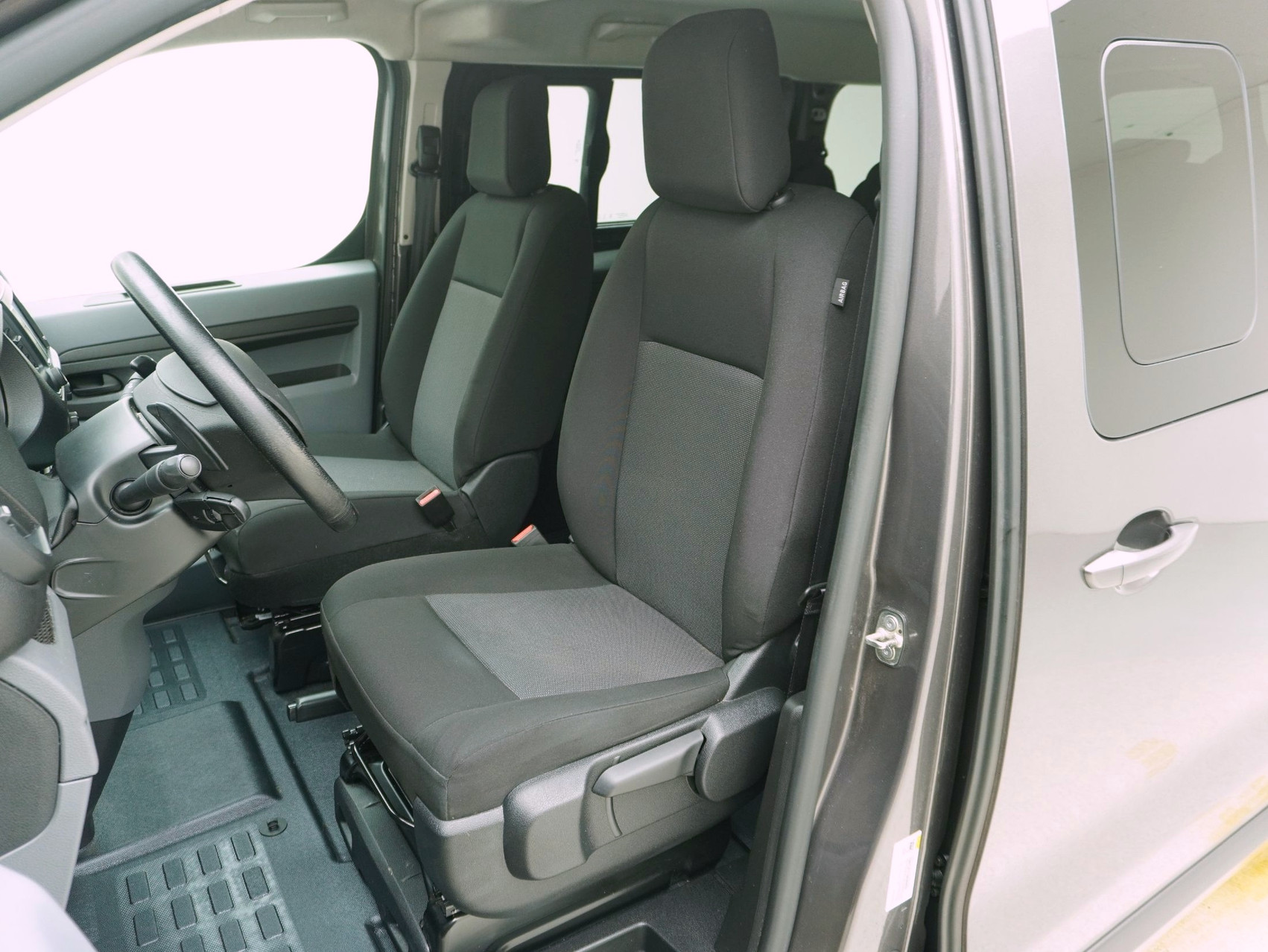 OPEL Vivaro Kombi 2.7 t M 2.0 CDTI Essentia