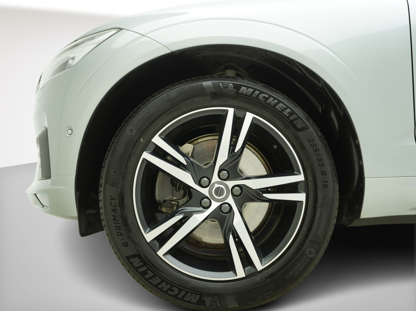 VOLVO XC60 2.0 T6 R-Design AWD