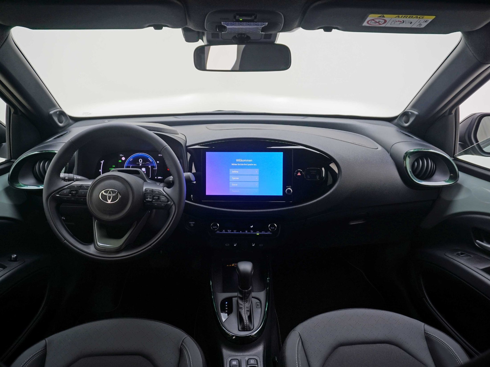 TOYOTA Aygo X 1.5 VVT-i HSD Style ** voll Hybrid **