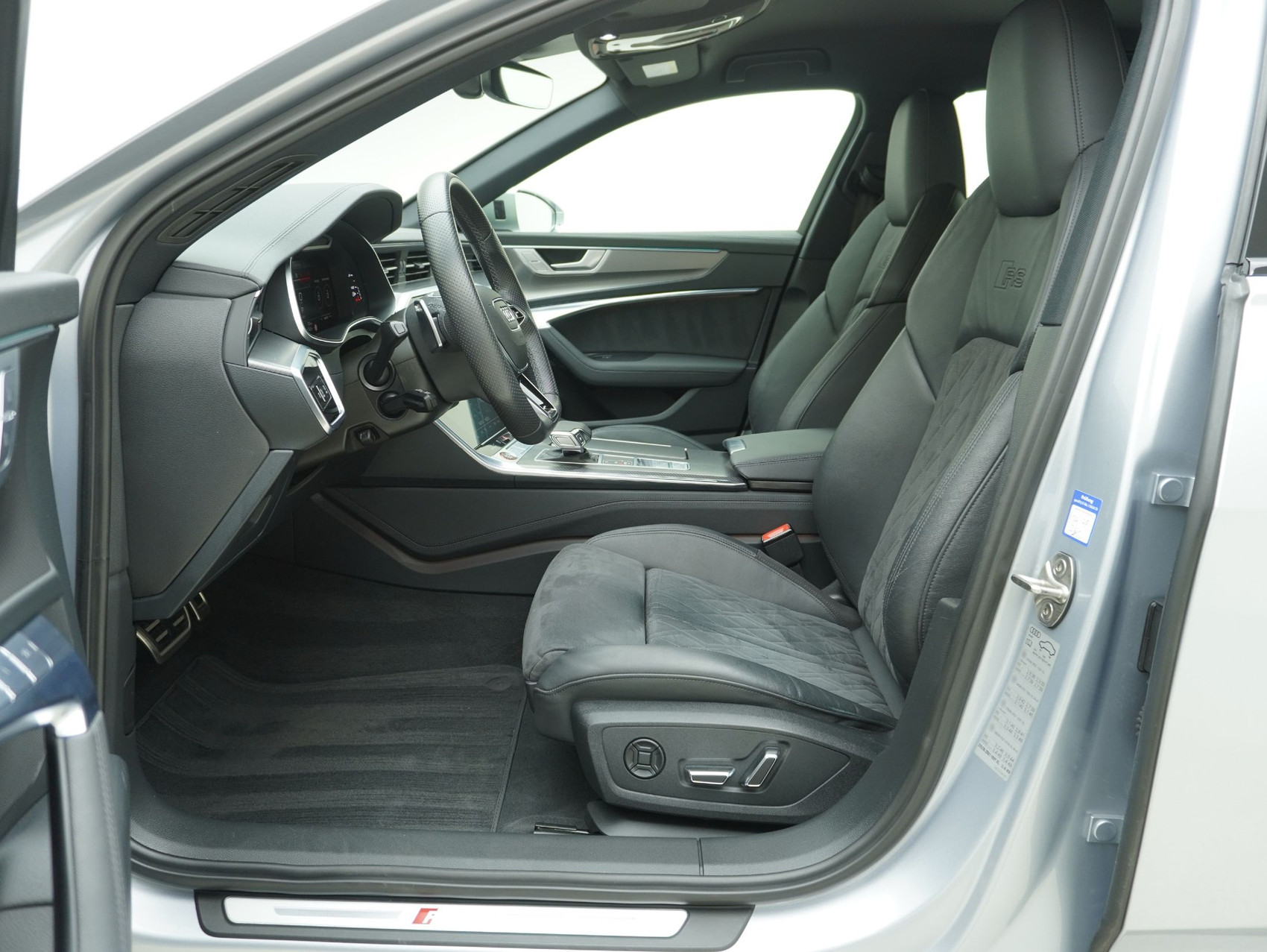 AUDI RS6 Avant 4.0 V8 TFSI quattro T-Tronic