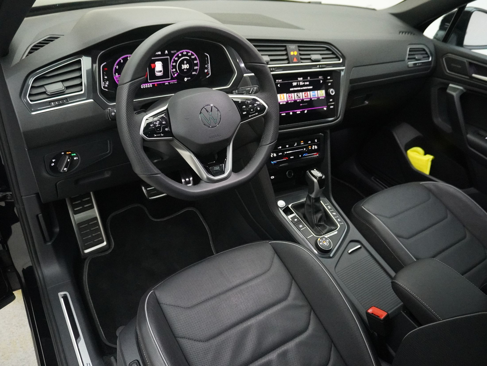 VW Tiguan Allspace 2.0 TSI DSG R-Line Black Style 4Motion