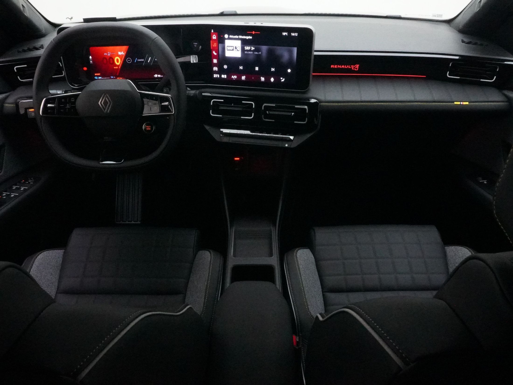 RENAULT R4 E-Tech Comfort Range iconic