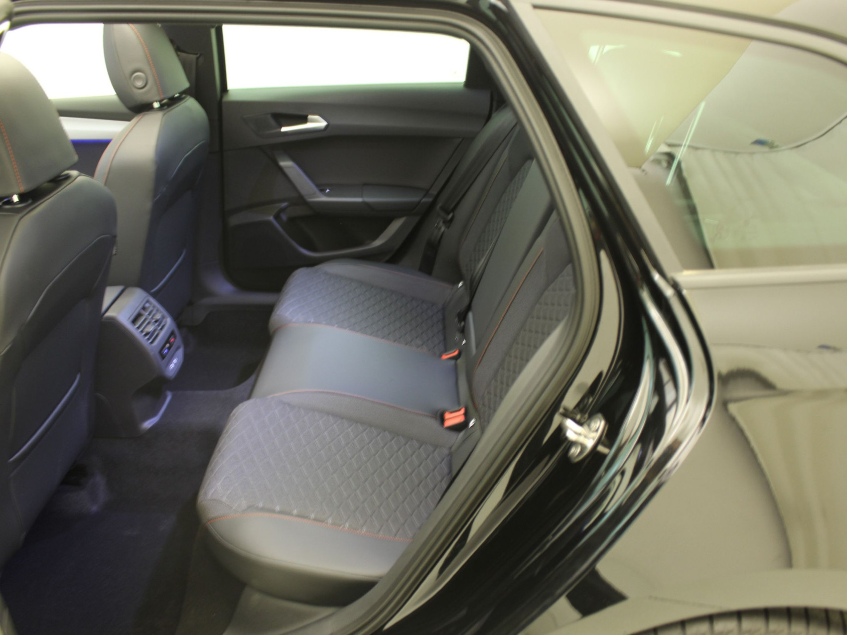 SEAT Leon ST 2.0 TDI FR DSG