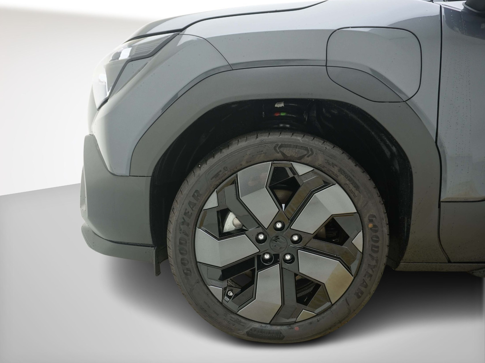 SUZUKI e Vitara Compact Top 4×4