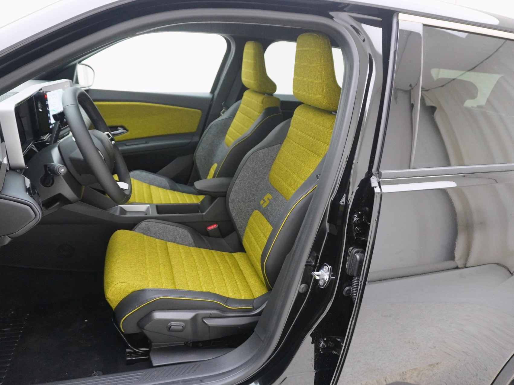 RENAULT R5 E-Tech Comfort Range iconic