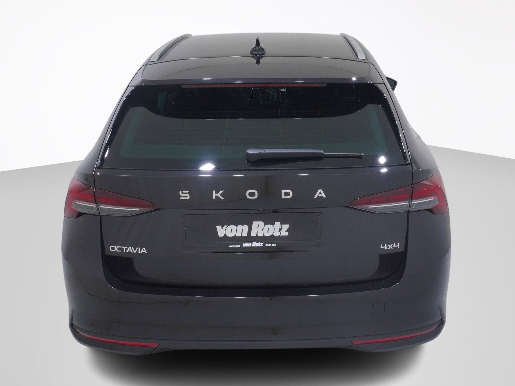 SKODA Octavia 2.0 TSI Selection-Lounge 4×4 DSG