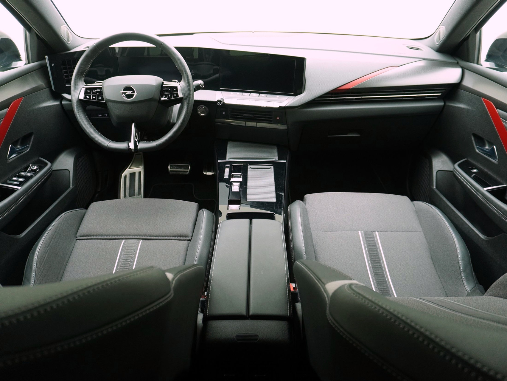 OPEL Astra 1.6 T PHEV Swiss Plus