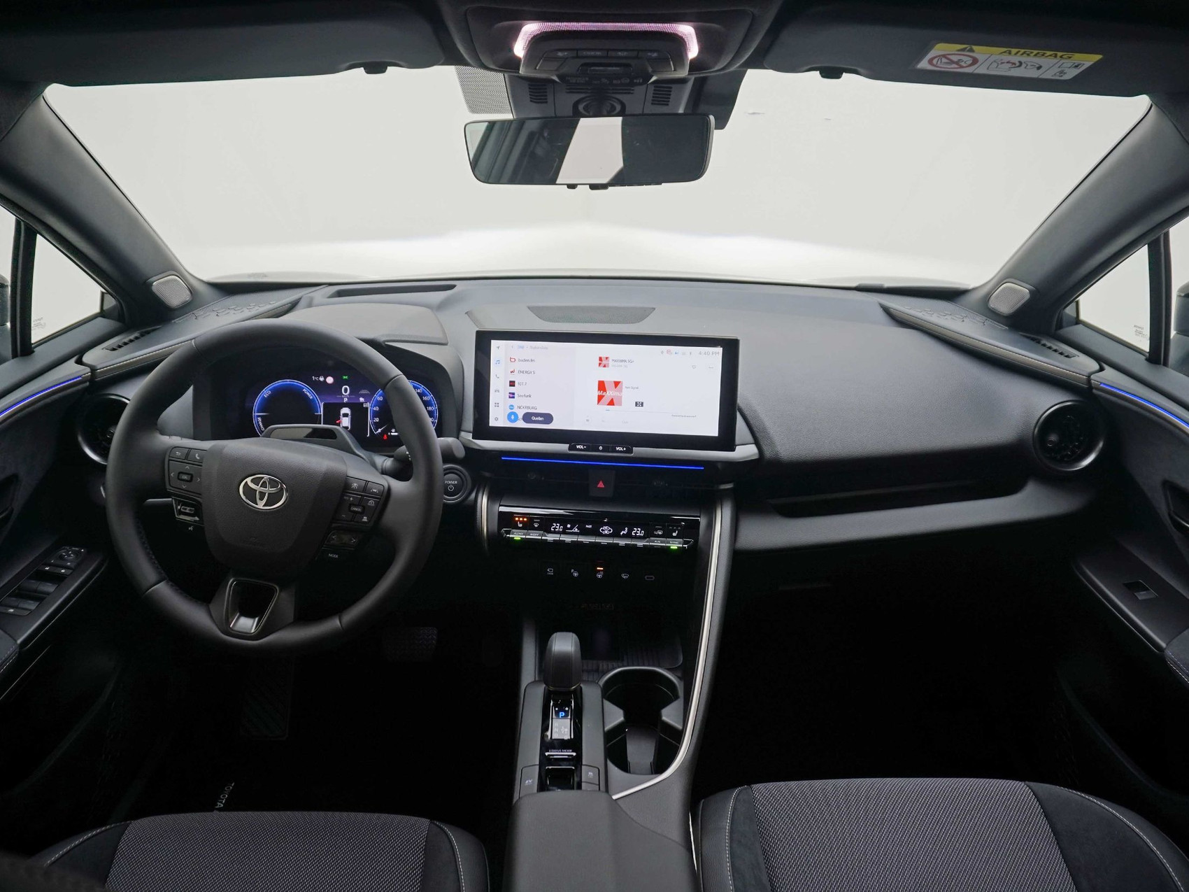 TOYOTA C-HR 2.0 HEV Style 4×4 ** Panoramadach **