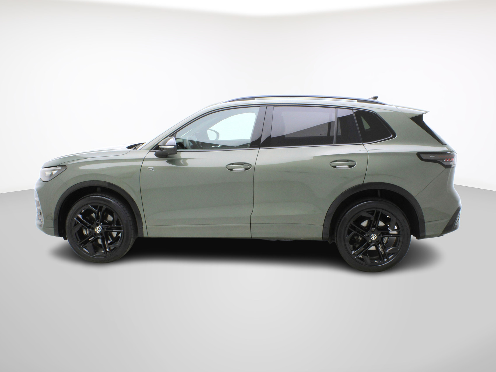 VW Tiguan 2.0 TSI DSG R-Line Black Style 4Motion (2025)