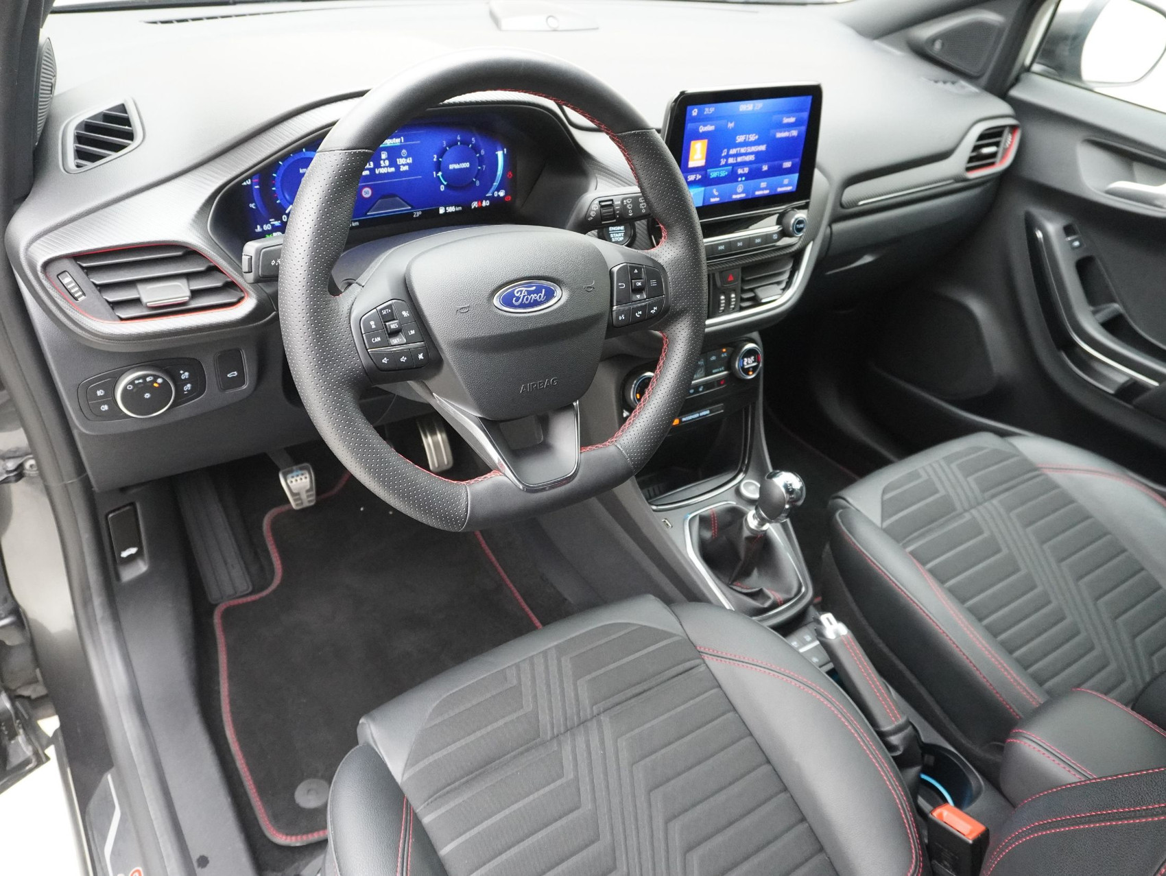 FORD Puma 1.0 EcoB Hybrid ST-Line X