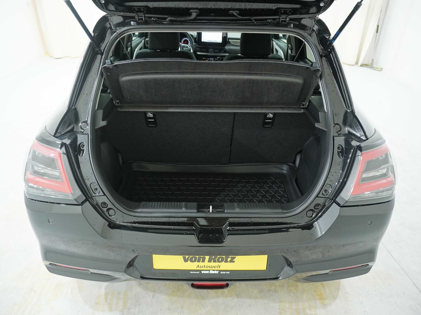 SUZUKI Swift 1.2 Tradizio Top Hybrid 4×4