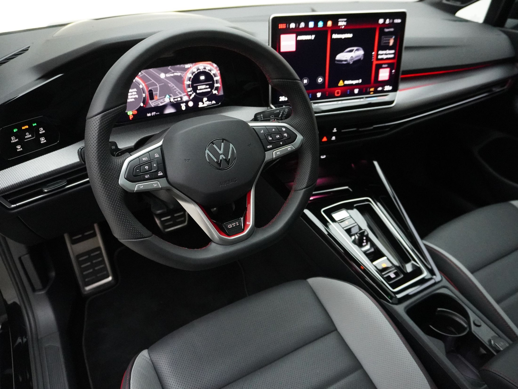 VW Golf 8.5 2.0 TSI DSG GTI Black Style (2025) **Leder/Harmon-Kardon/Sitzbelüftung/uvm.**