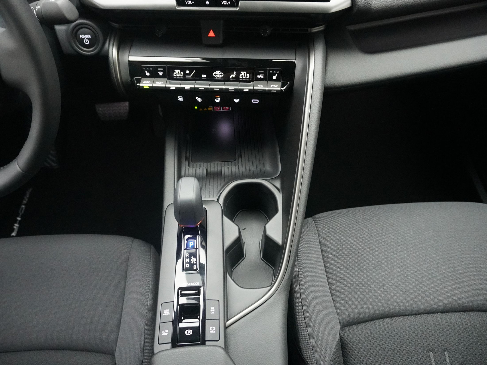 TOYOTA C-HR 2.0 PHEV Trend ** 360° Kamera**