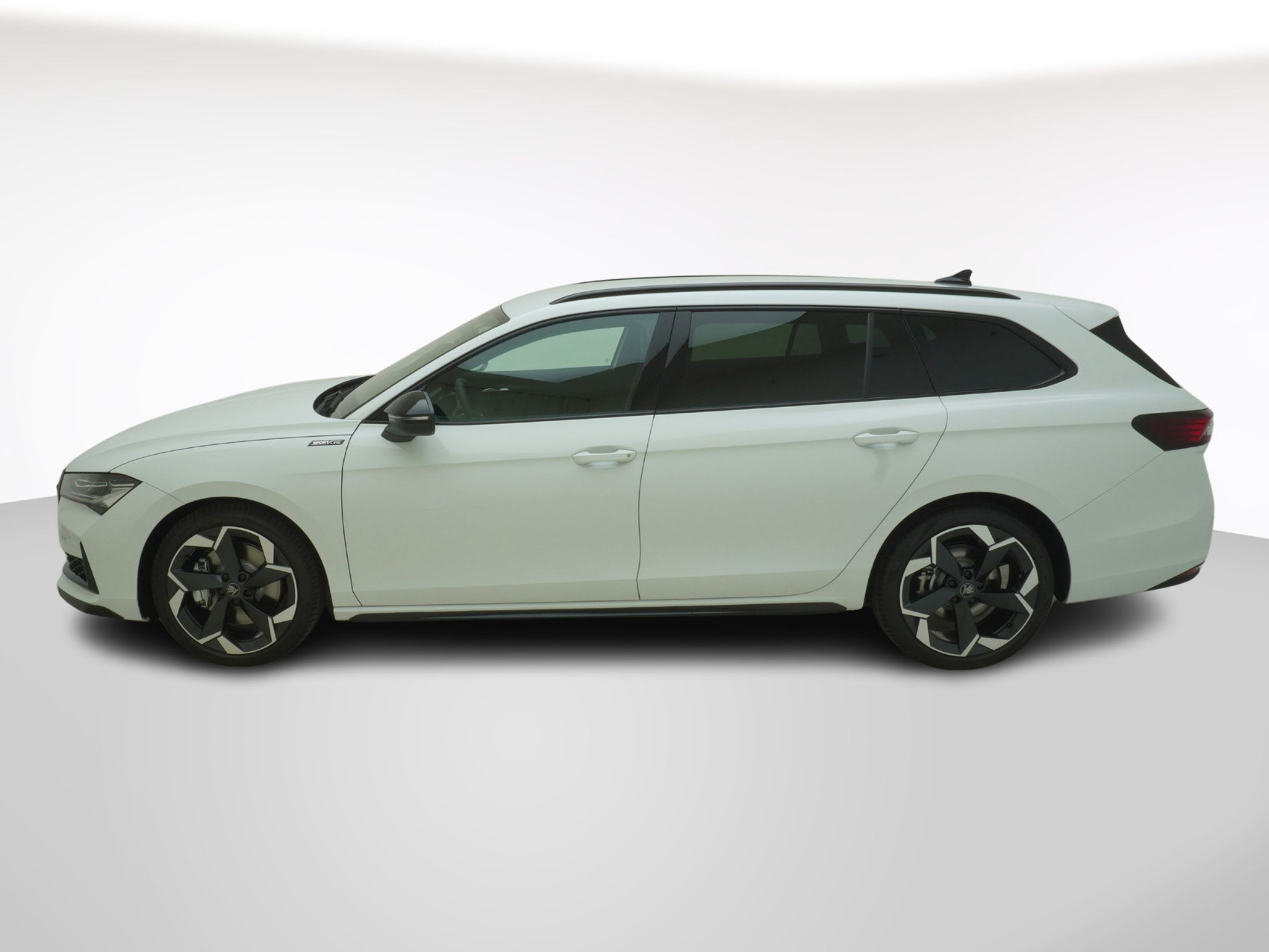 SKODA Superb 2.0 TSI Sportline 4×4 DSG