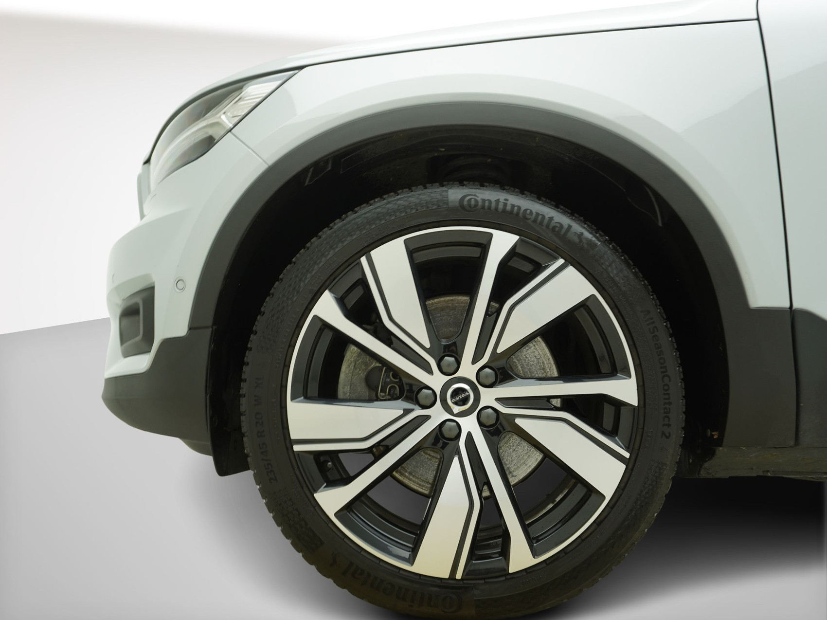 VOLVO XC40 P8 Twin Pro AWD