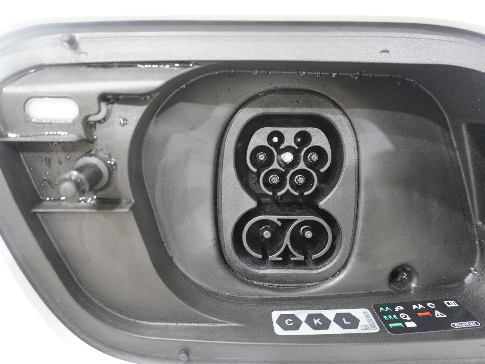 AUDI Q4 e-tron 55 quattro S line