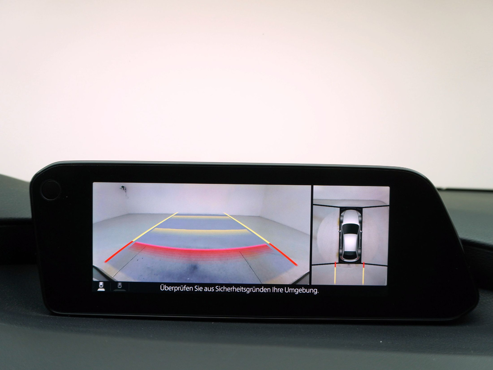 MAZDA 3 Hatchback 2.0 Revolution