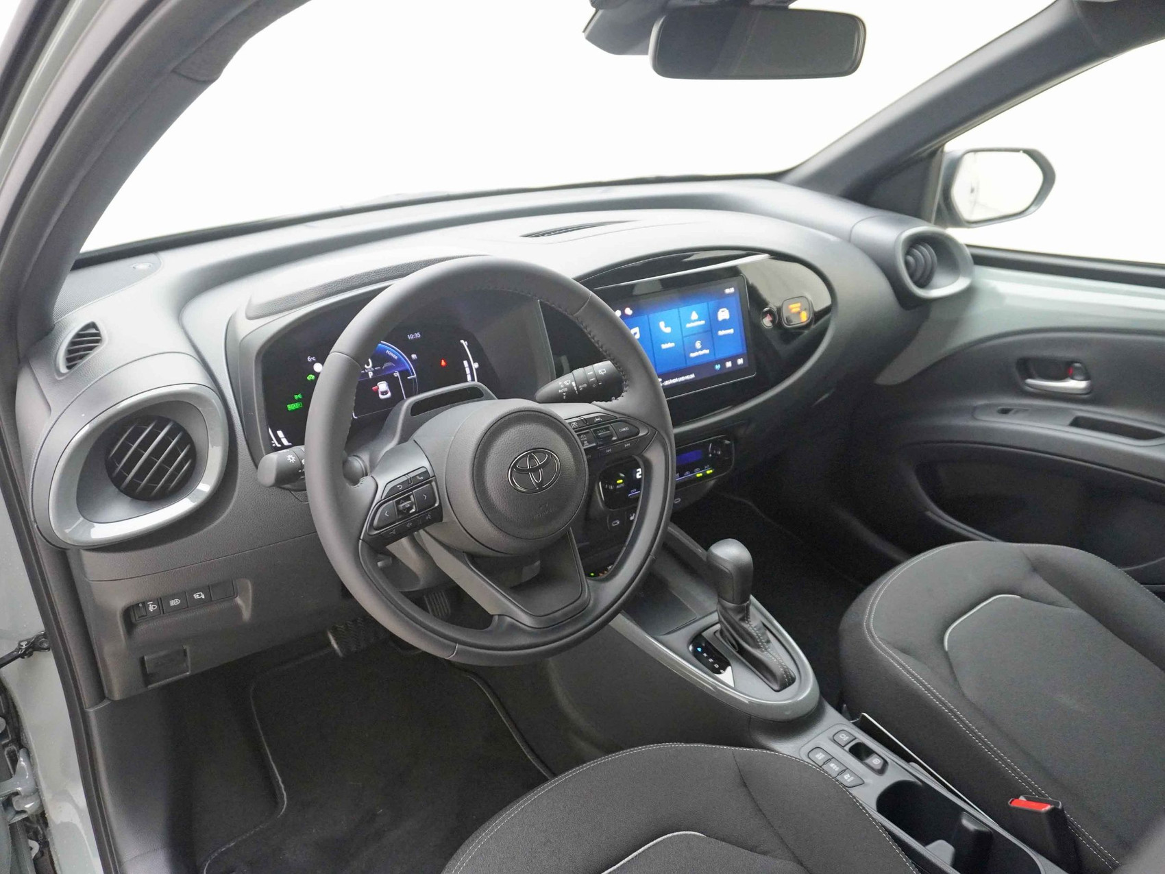 TOYOTA Aygo X 1.5 VVT-i HSD Trend