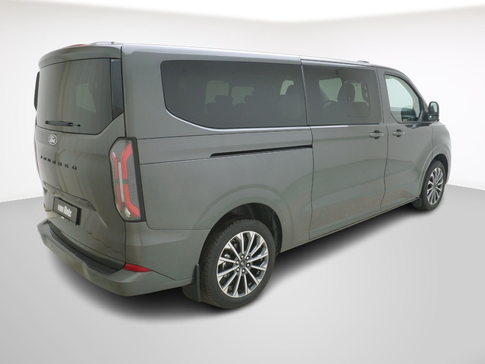 FORD E-TOURNEO Custom L2 Titanium X