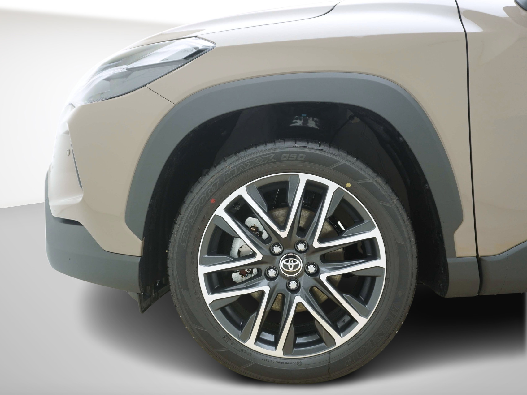 TOYOTA Corolla Cross 2.0 HSD Trend AWD-i ** mit Panorama-Glasdach **
