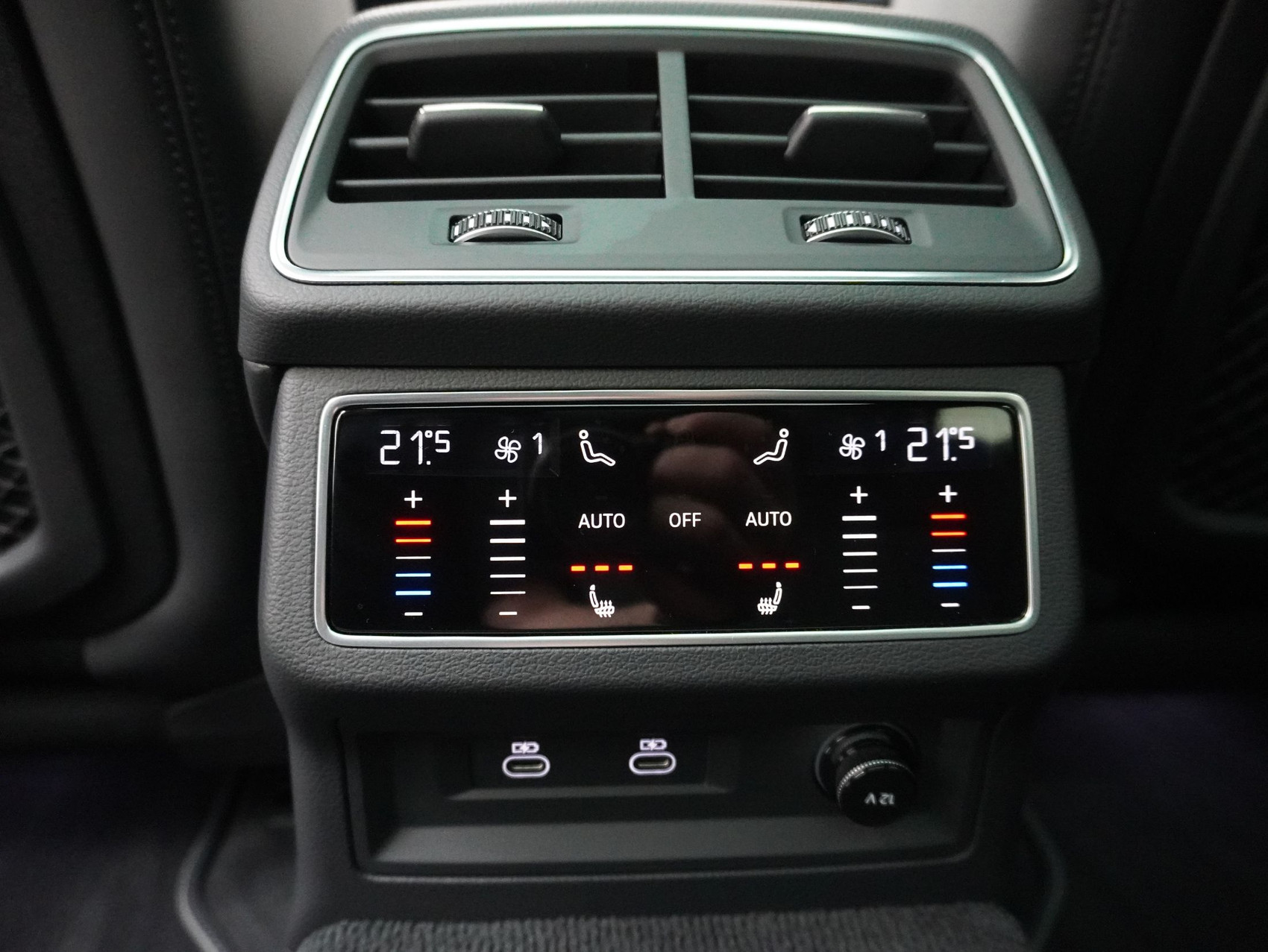 AUDI S6 Avant 3.0 V6 TDI quattro T-Tronic **Werksgarantie bis 11/2029SoftClose/Hinterradlenkung/S-Sitze**