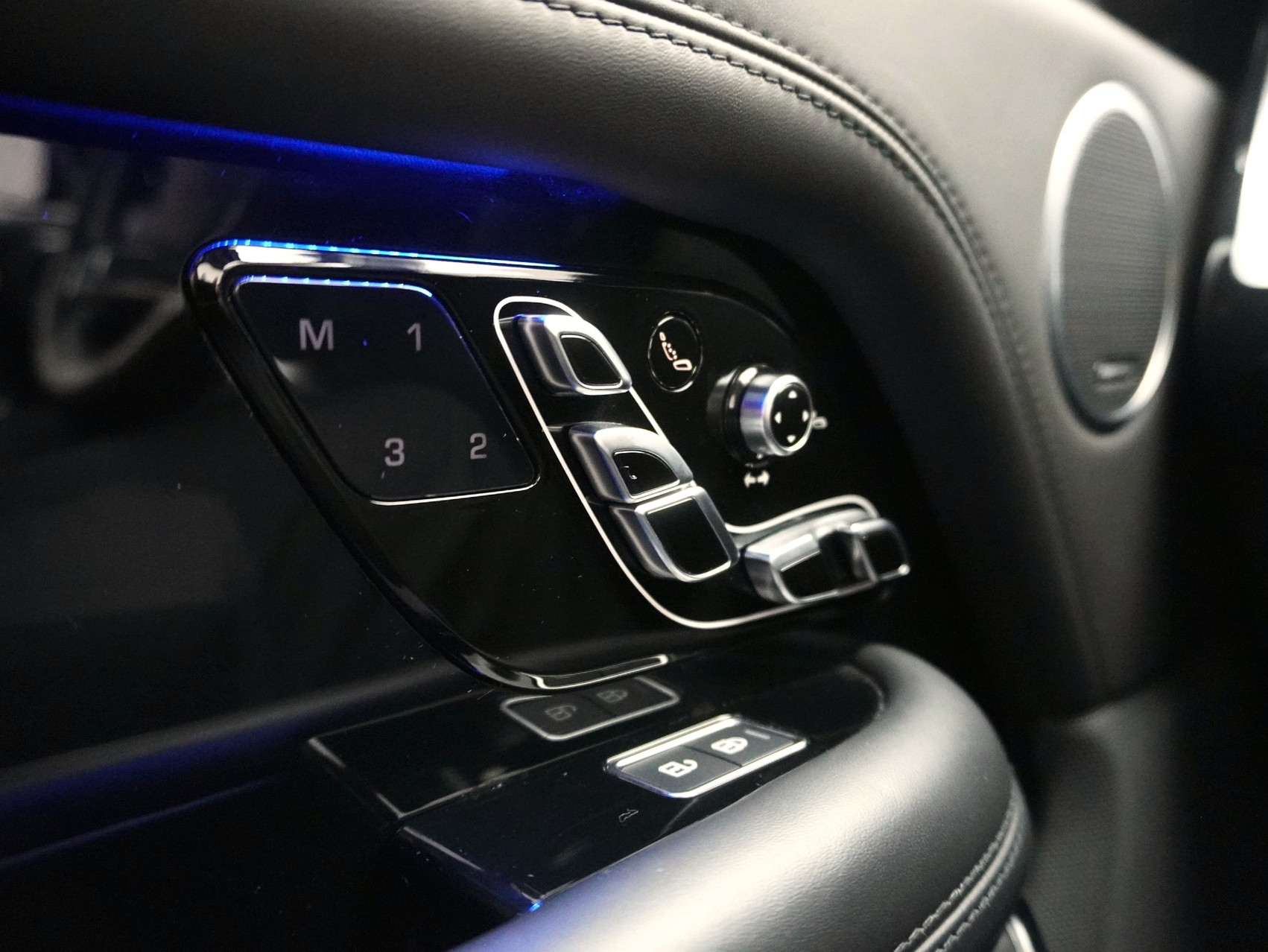 LAND ROVER Range Rover 3.0 I6D Fifty Edition **Fifty Edition 1/1970**