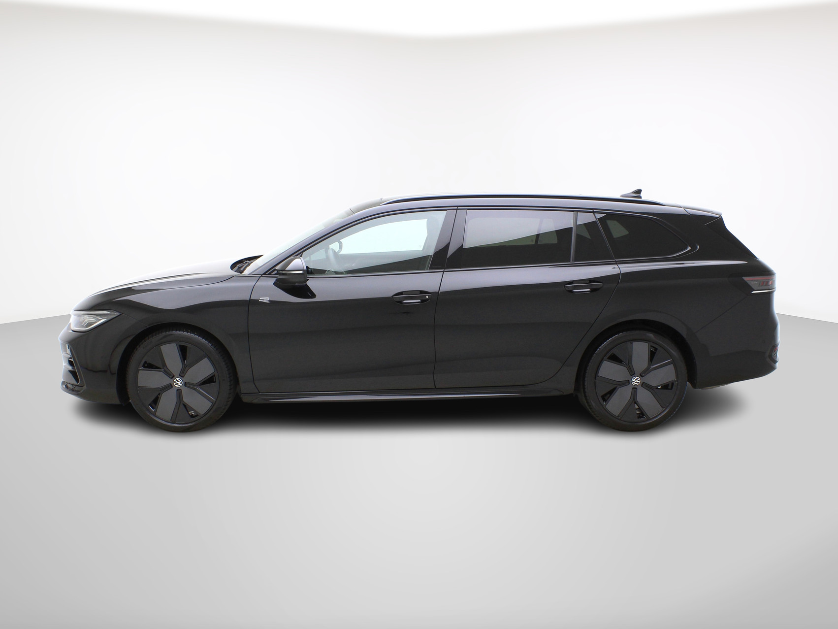 VW Passat Variant 2.0 TSI DSG R-Line 4Motion **R-Line Signature**