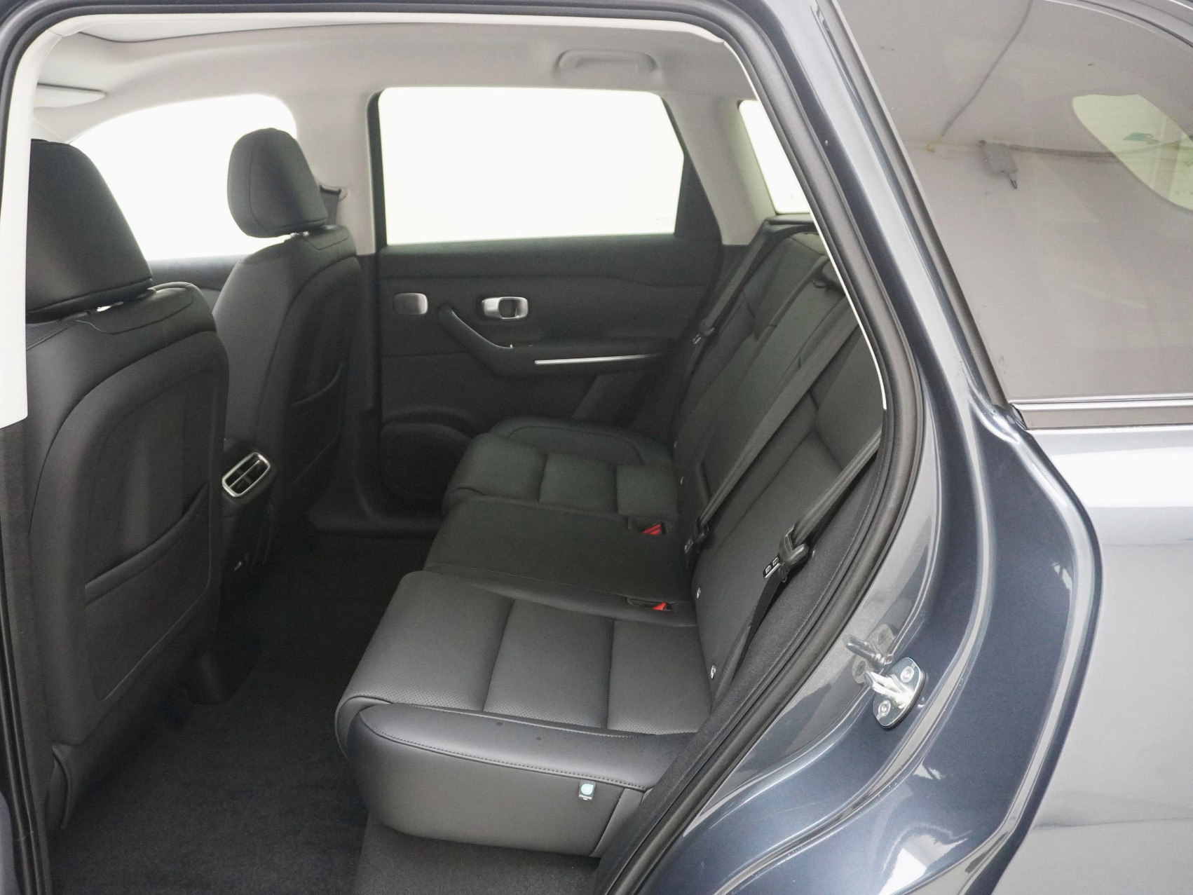 LEAPMOTOR C10 Design Pro MAX AWD