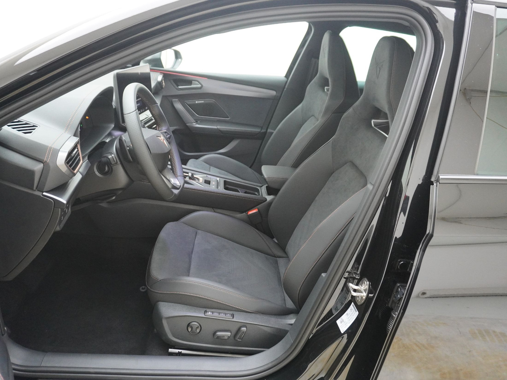 CUPRA Leon 1.5 eTSI DSG