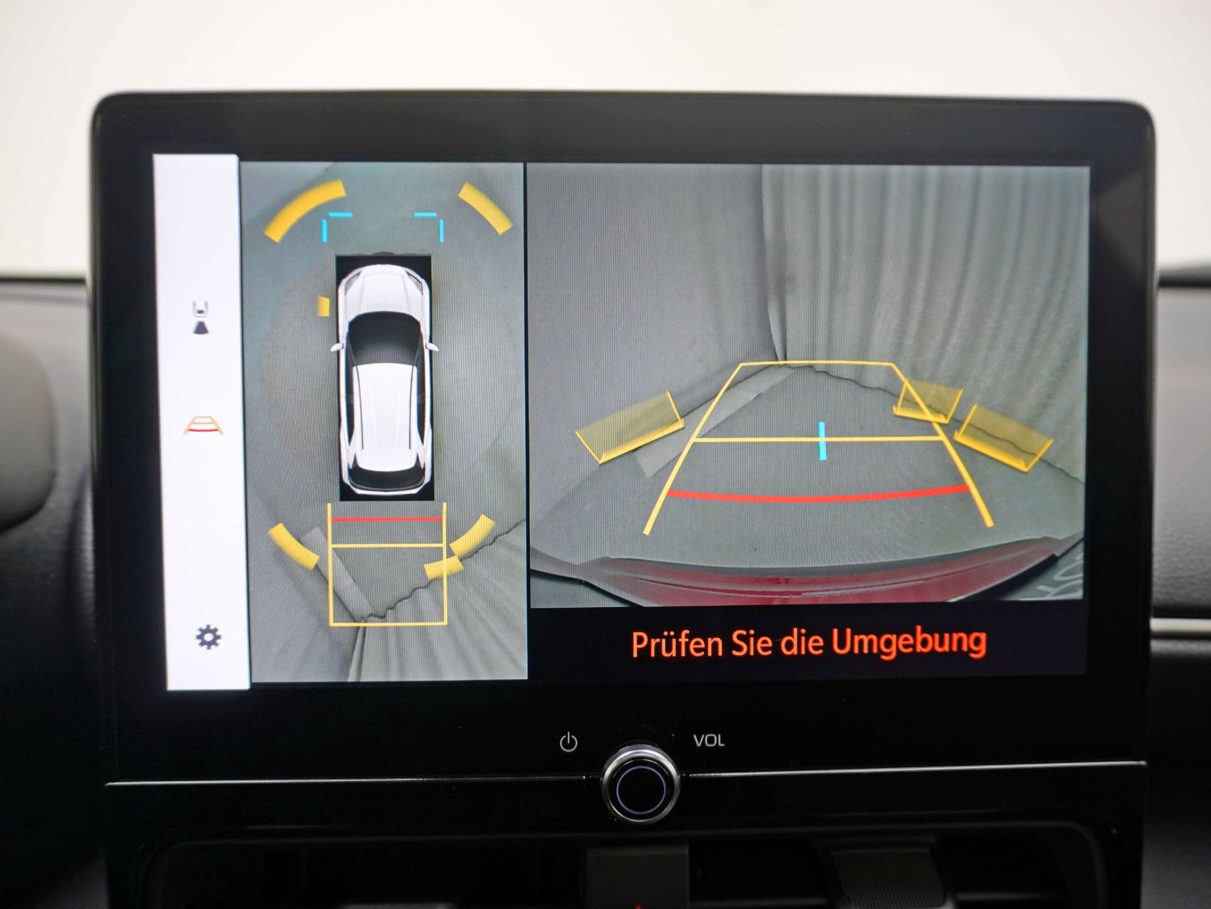 TOYOTA Yaris Cross 1.5 VVT-i HSD Premium AWD-i ** 360° Kamera **