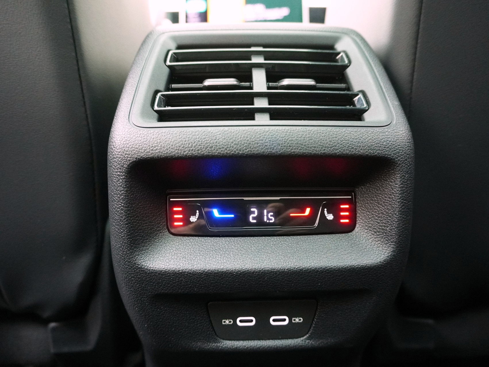 VW Tiguan 2.0 TSI DSG R-Line Black Style 4Motion (2025)