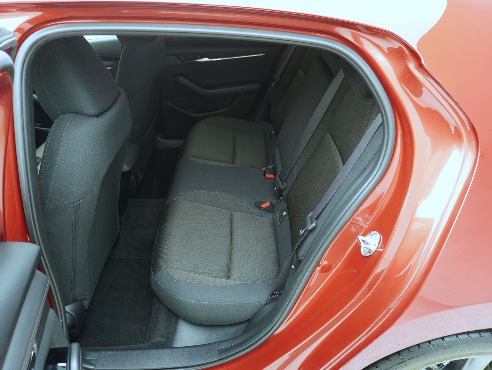 MAZDA 3 Hatchback 2.0 Revolution