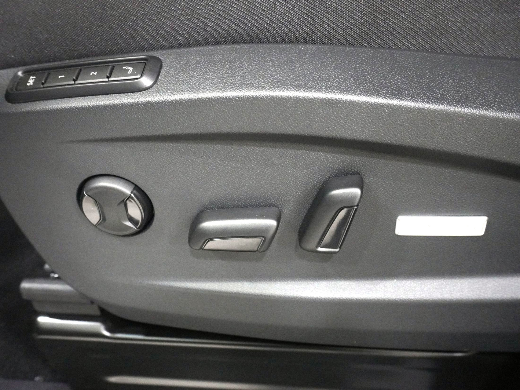 VW ID.Buzz 84kWh GTX 4MOTION langer Radstand