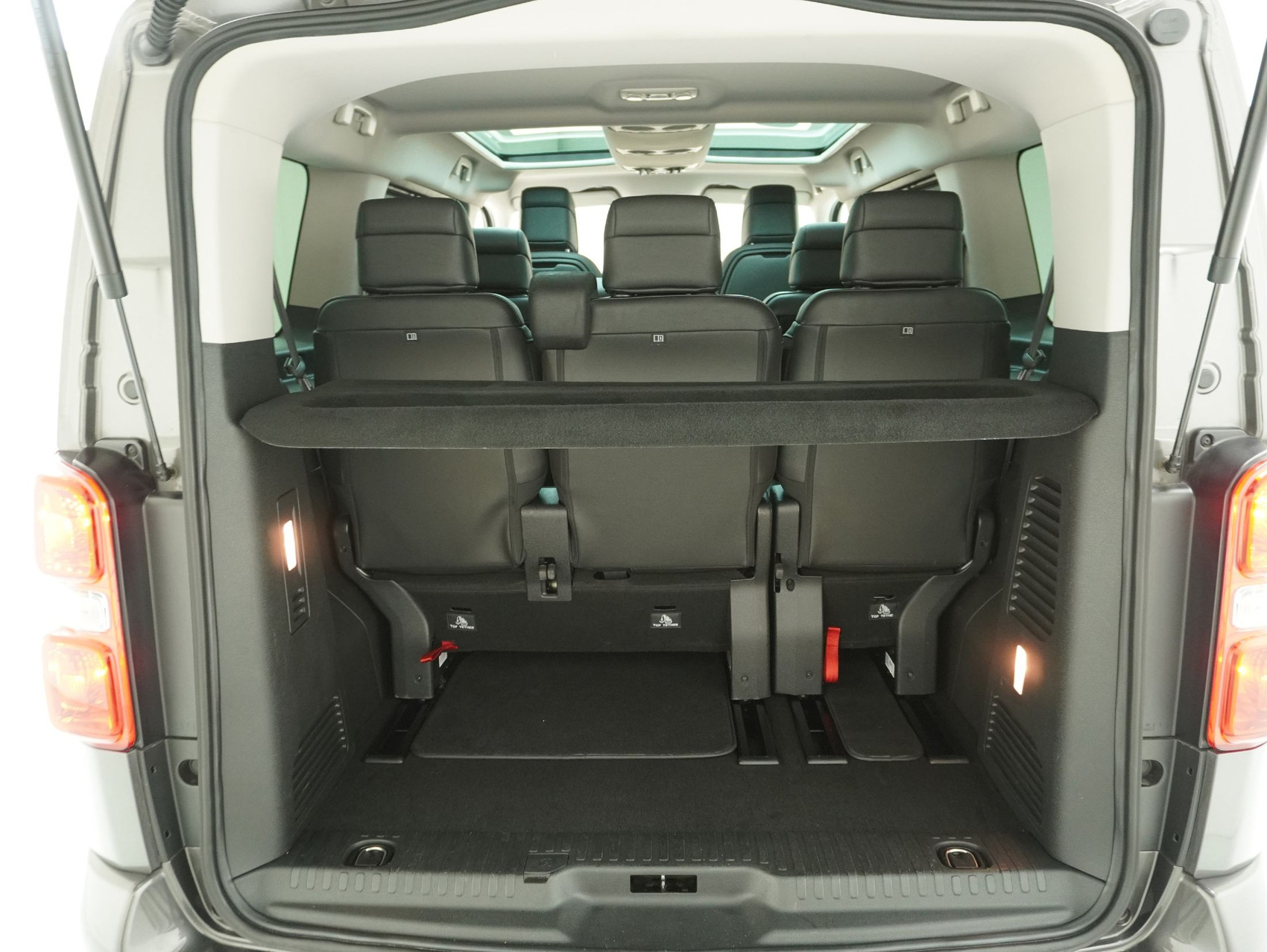 PEUGEOT Traveller Standard 2.0 BlueHDi Allure