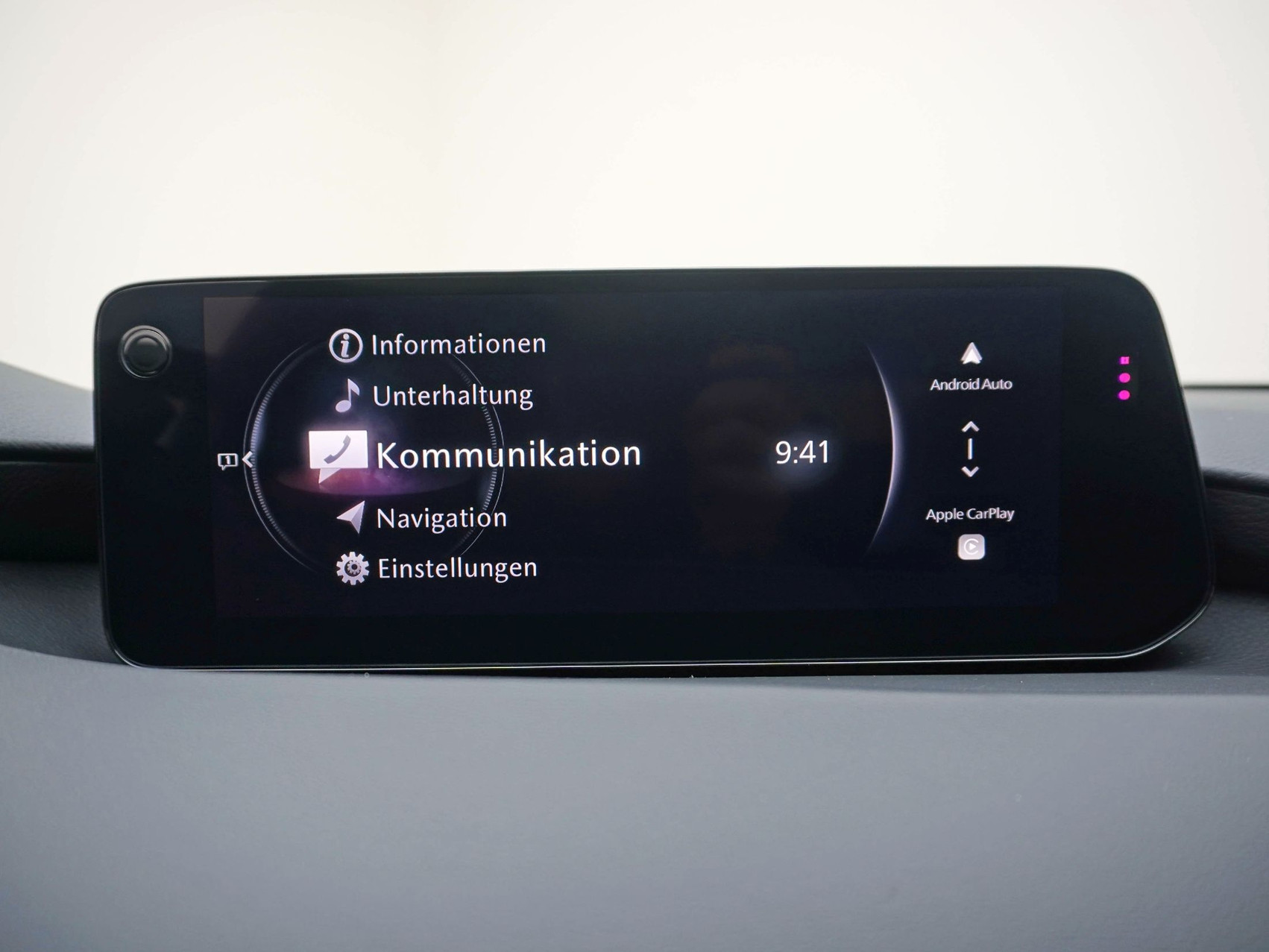 MAZDA 3 Hatchback 2.0 186 Exclusive-Line