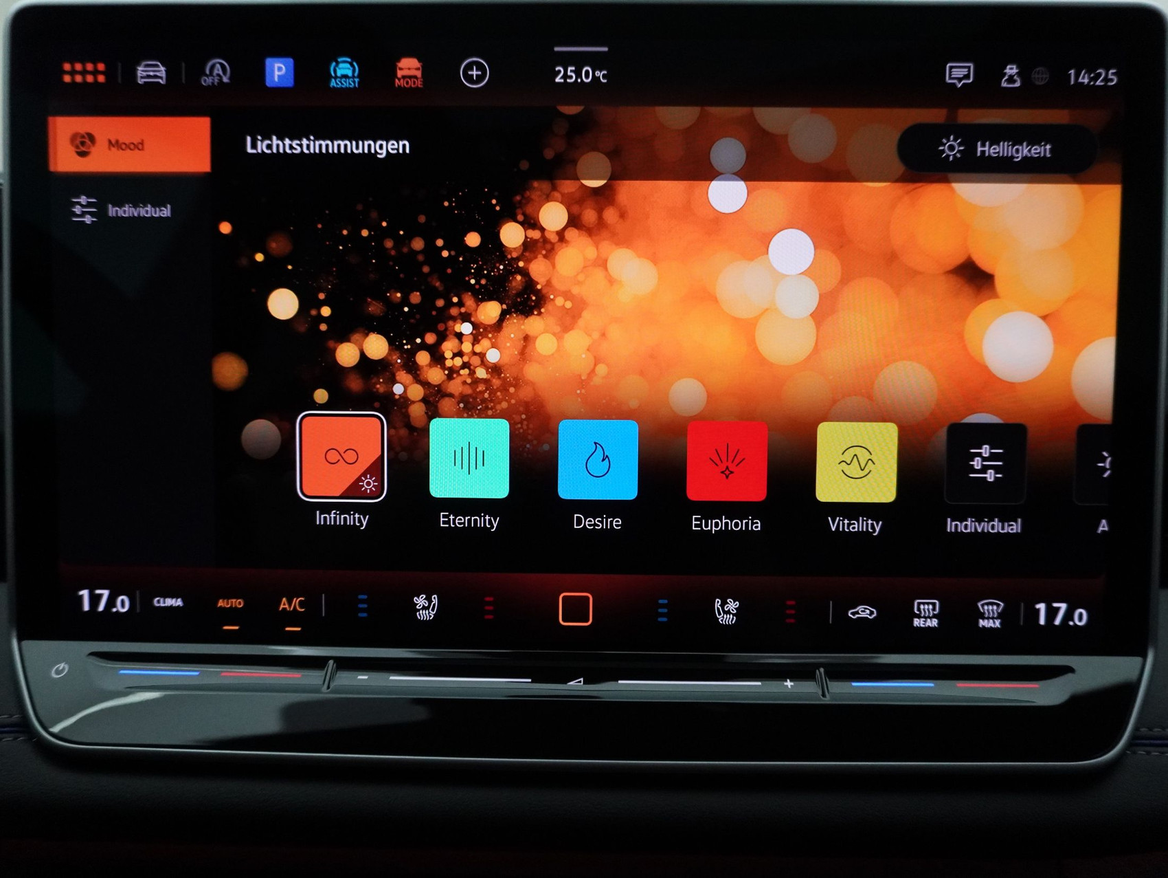 VW Tiguan 2.0 TDI DSG R-Line Black Style 4Motion **Leder/Massage/AHK/uvm**