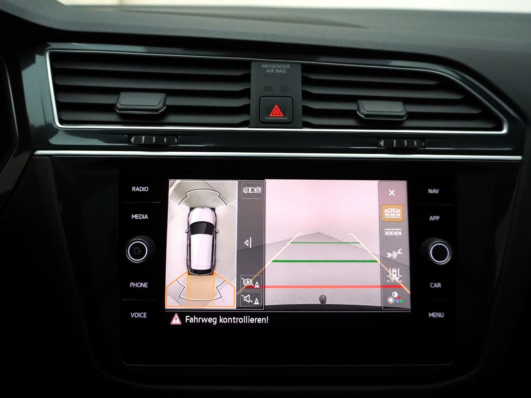 VW Tiguan Allspace 2.0 TSI DSG R-Line Black Style 4Motion **Ledersitze mit Memory**