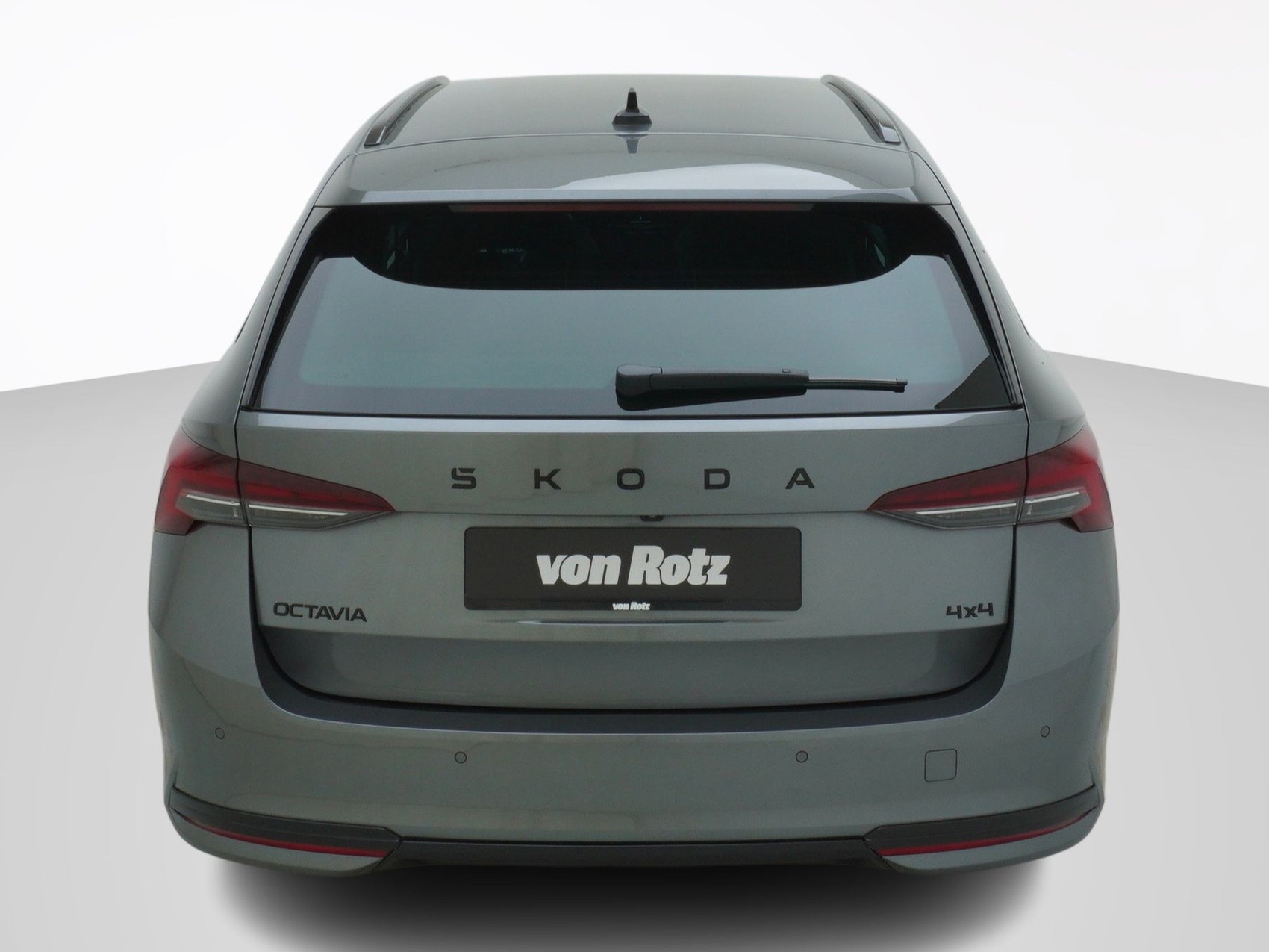 SKODA Octavia 2.0 TSI SportLine 4×4 DSG