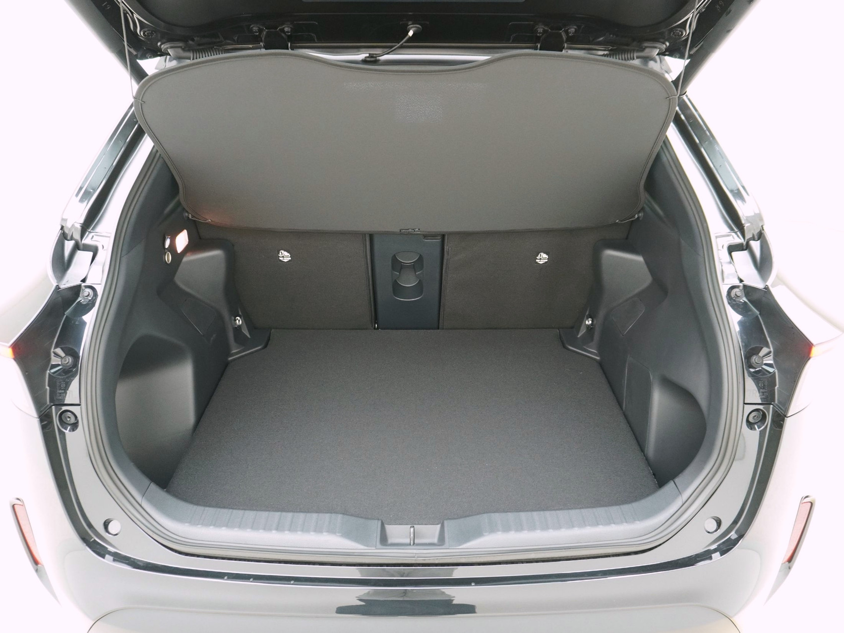 TOYOTA Yaris Cross 1.5 VVT-i HSD Premium AWD-i ** 4×4 ** 360° Kamera **