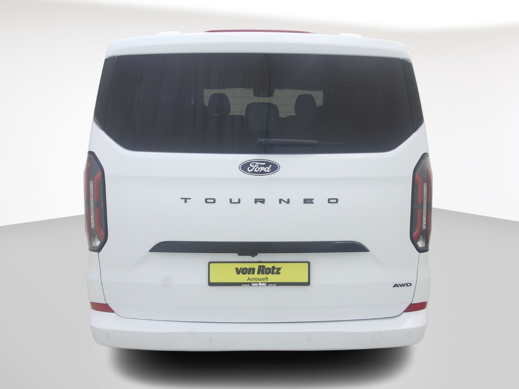 FORD Tourneo Custom 320 L2 2.0 TDCI 4×4 Titanium X