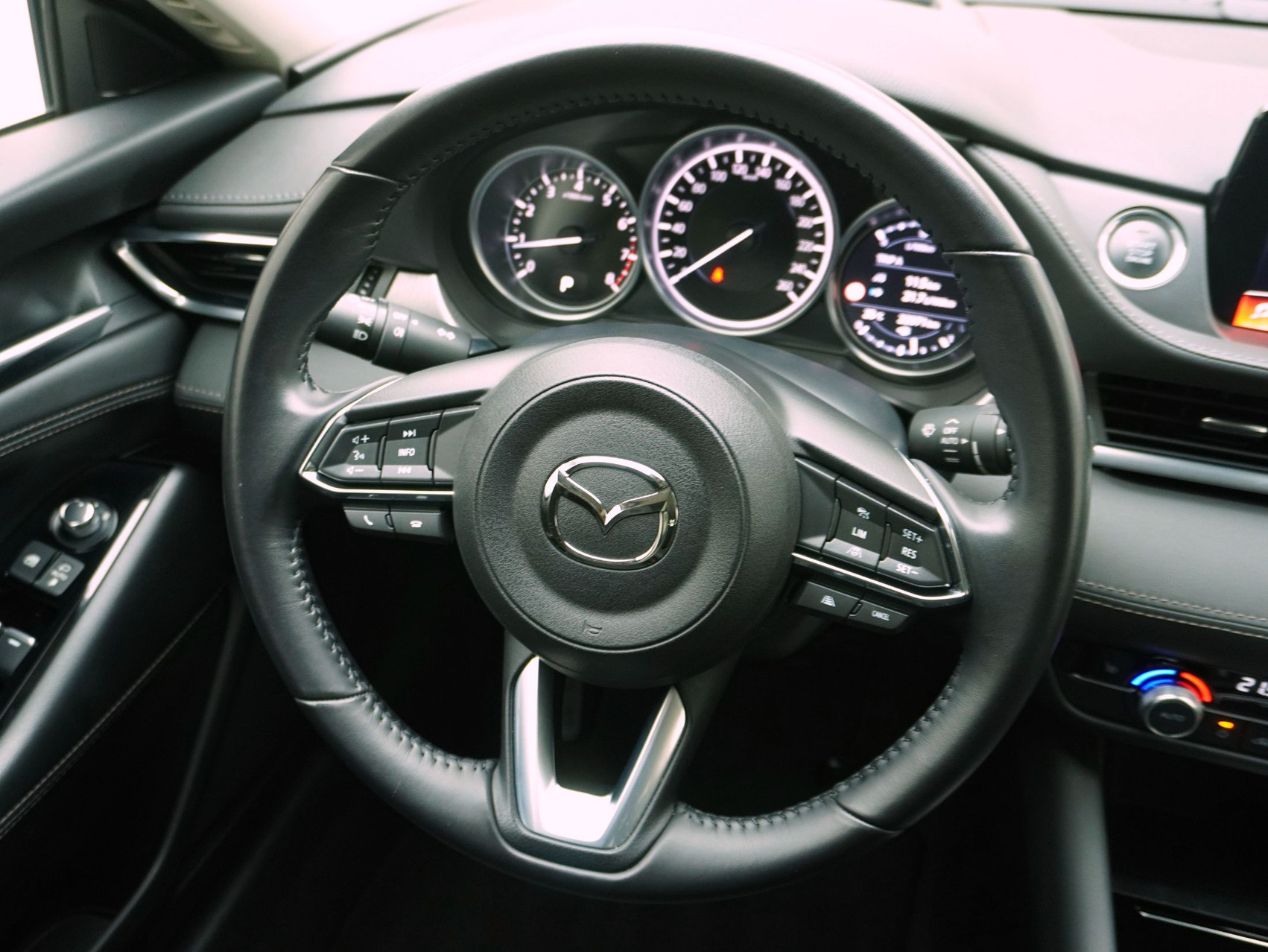 MAZDA 6 Sport Wagon 2.0 Center-Line