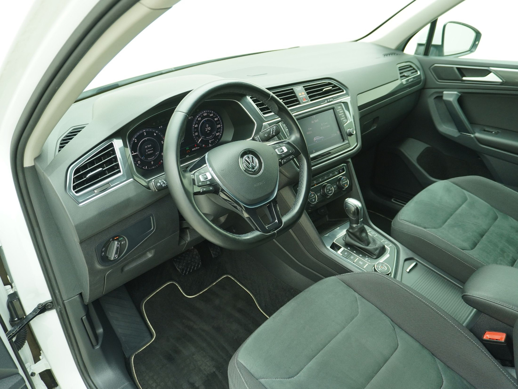 VW Tiguan 2.0 TDI DSG R-Line 4Motion