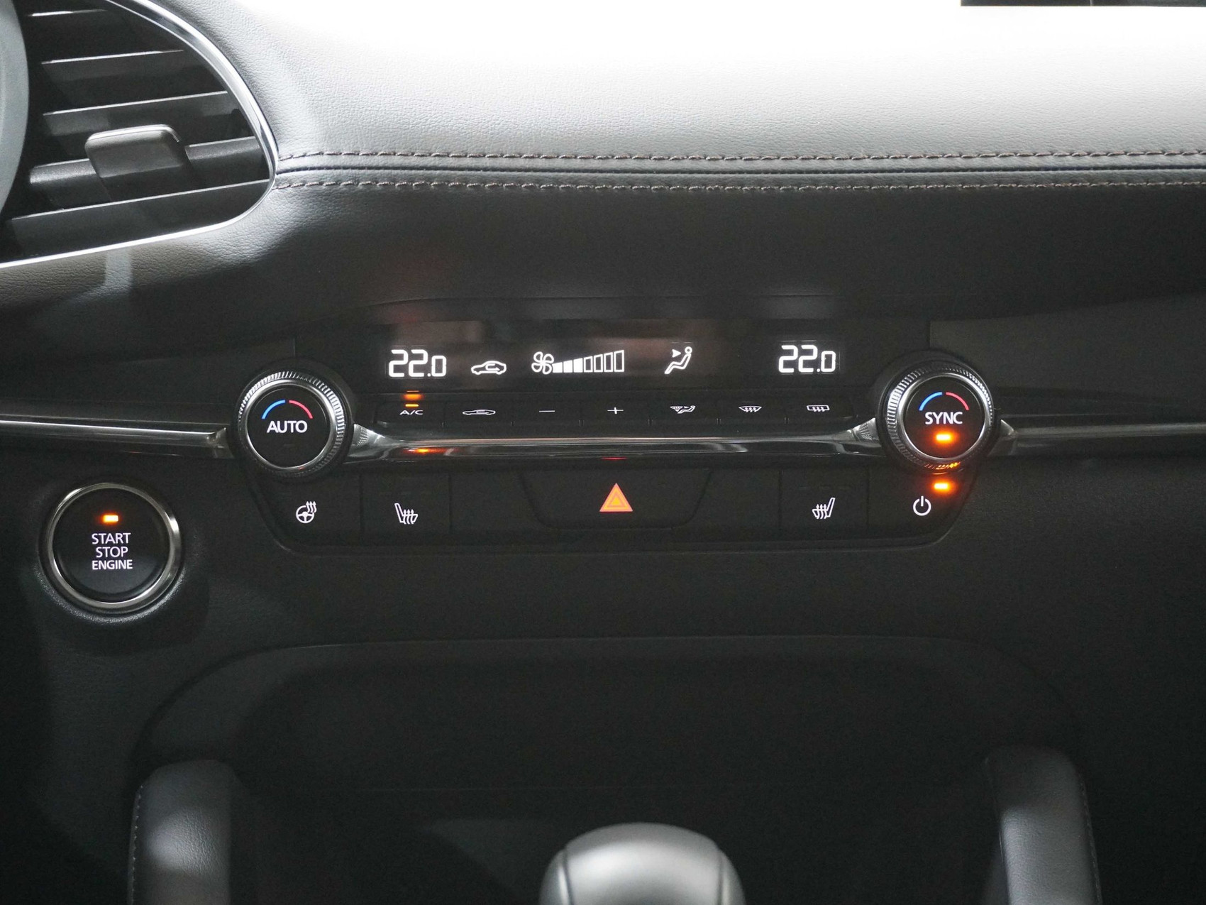 MAZDA 3 Hatchback 2.0 186 Exclusive-Line