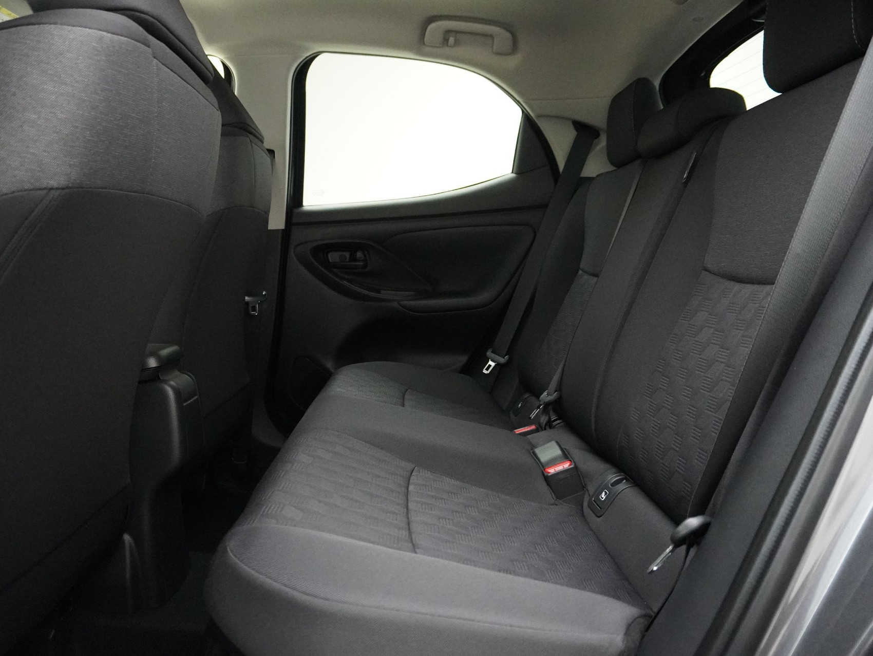 TOYOTA Yaris 1.5 VVT-i HSD Trend ** mit Lenkradheizung **