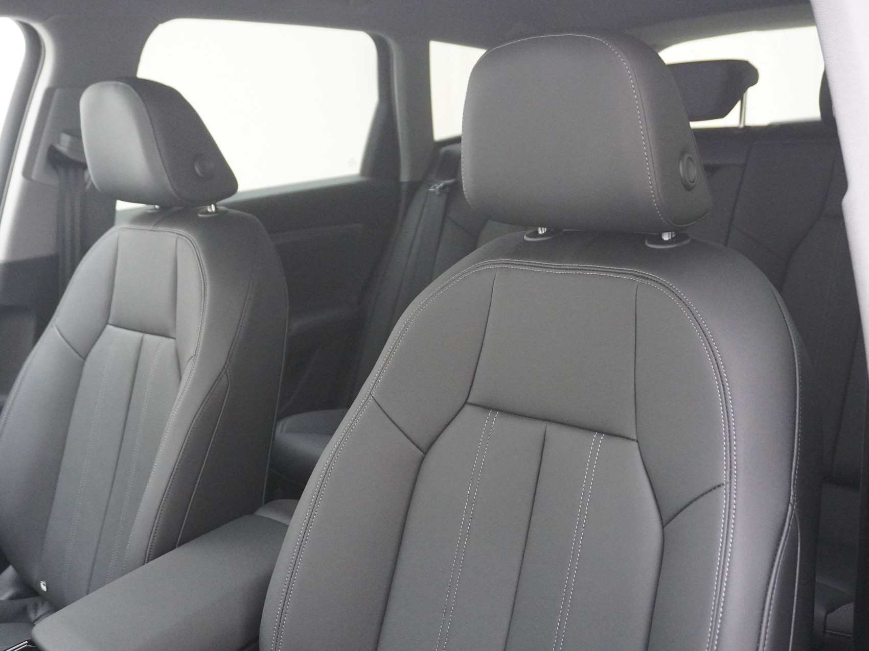 AUDI Q6 e-tron quattro Advange