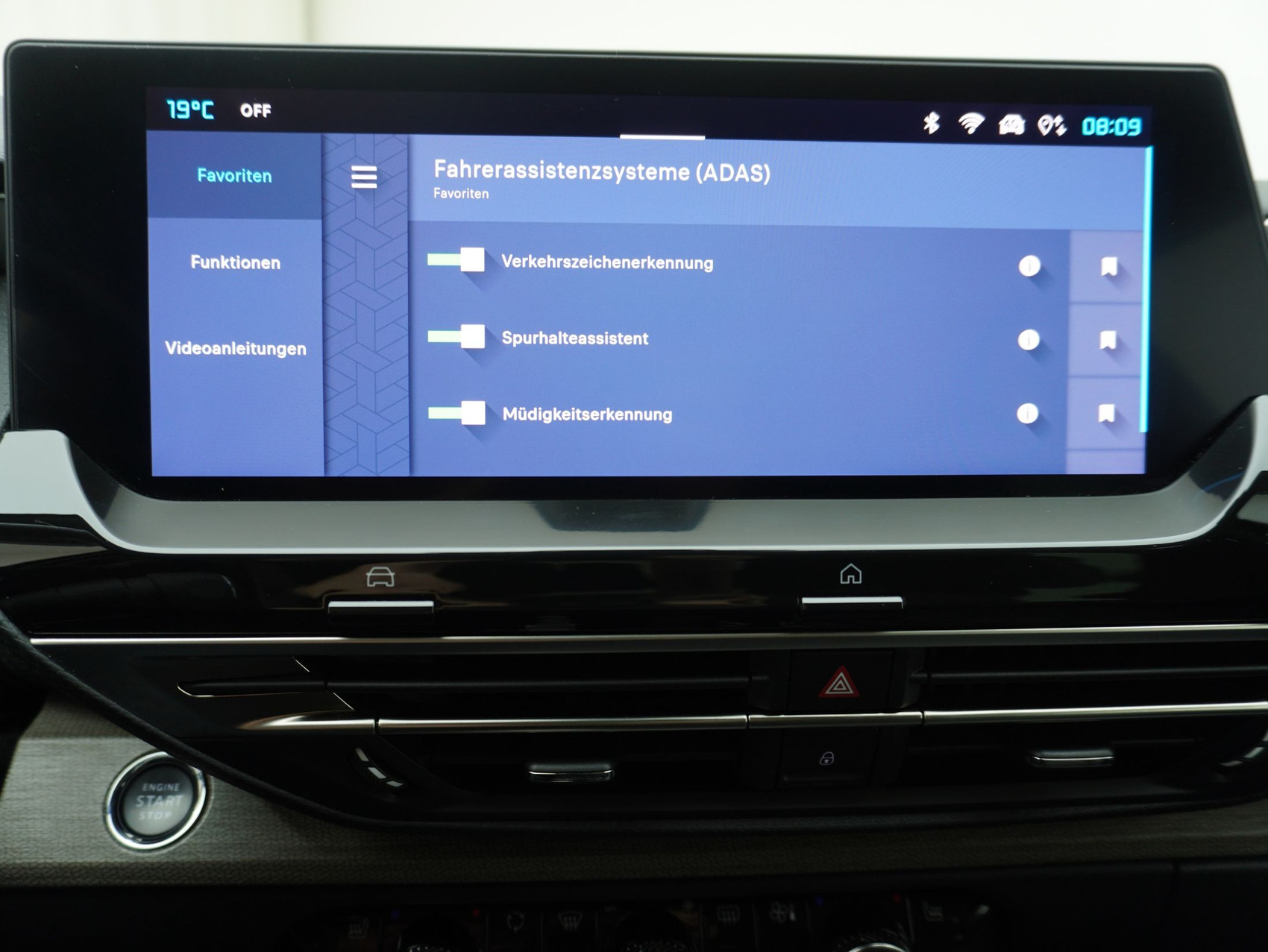 CITROËN C5 X 1.6 PureTech Shine