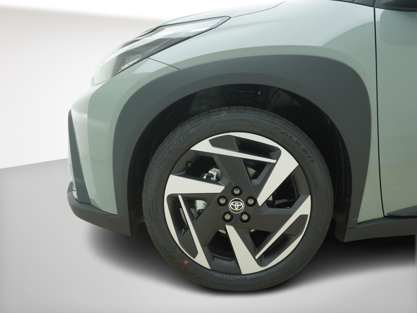 TOYOTA Aygo X 1.5 VVT-i HSD Style ** voll Hybrid **